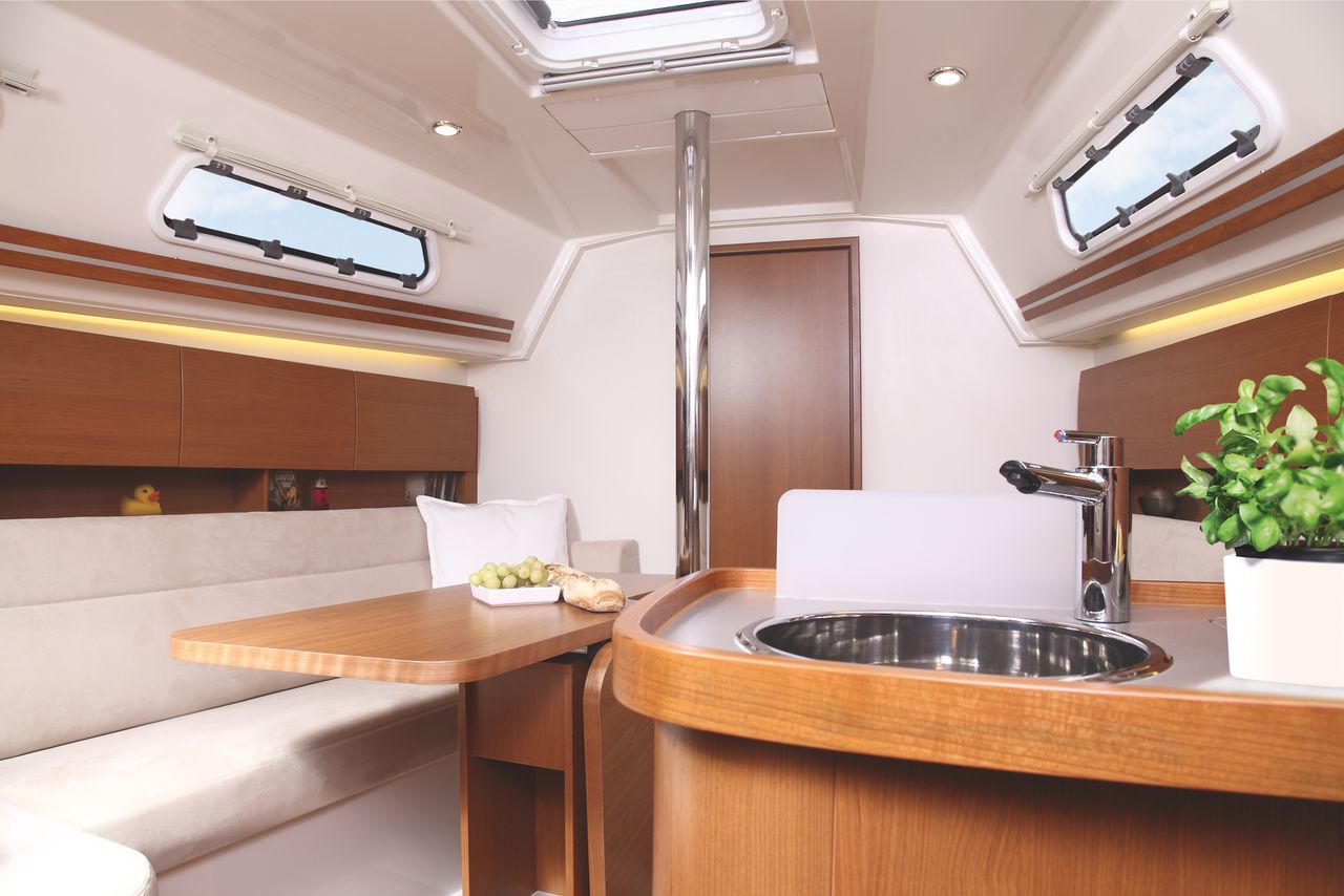 Hanse 325 Innenansicht