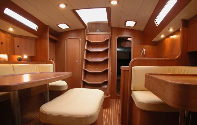 Comet 45 s Innenansicht