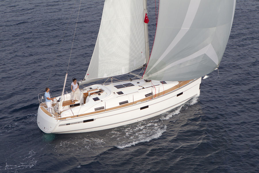 Bavaria Cruiser 36 Außenansicht