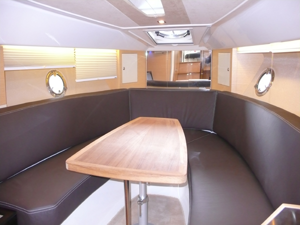 Cranchi Endurance 33 Innenansicht