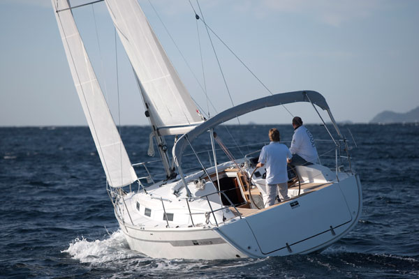 Bavaria Cruiser 32 Außenansicht