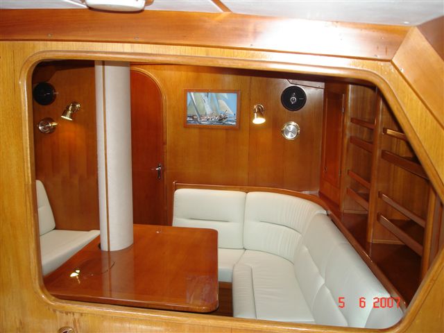 mon 451 Innenansicht