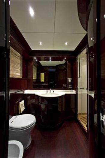 Nadara 26 Innenansicht