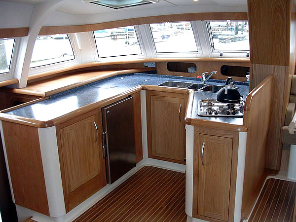 Broadblue 435 Charter Innenansicht