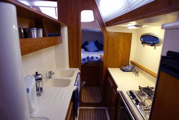 Broadblue 38 Innenansicht