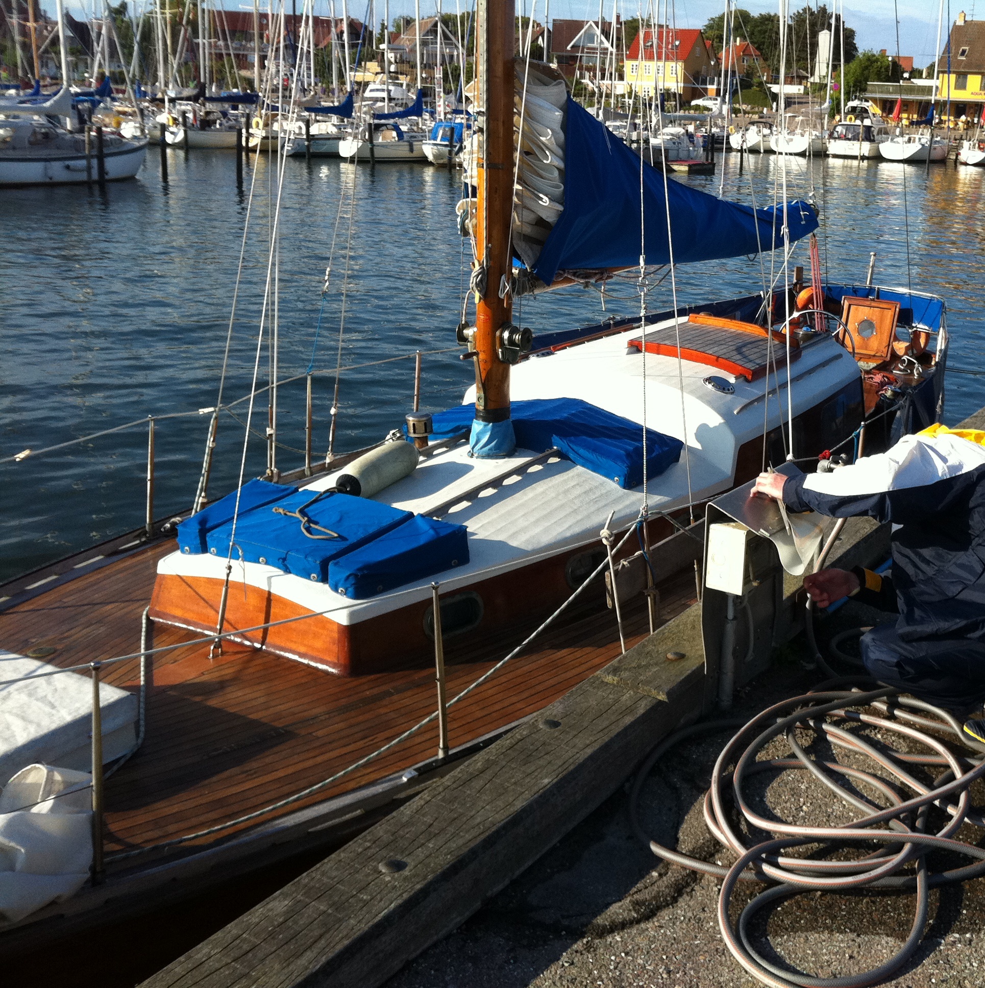 Mahagoni Seekreuzer Außenansicht