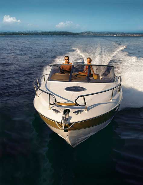 Sessa S 32 Außenansicht