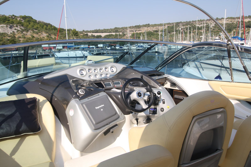 Cranchi 43 Mediterranee Außenansicht