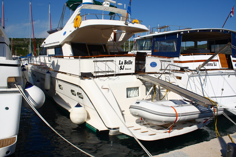 Yaretti 2110 Außenansicht