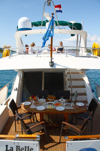 Yaretti 2110 Außenansicht