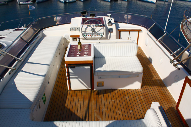 Yaretti 2110 Außenansicht