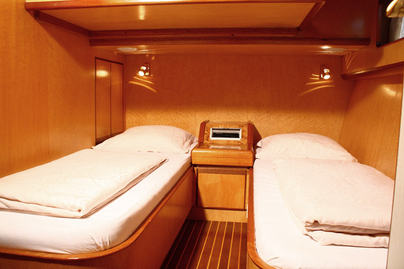 Yaretti 2110 Innenansicht