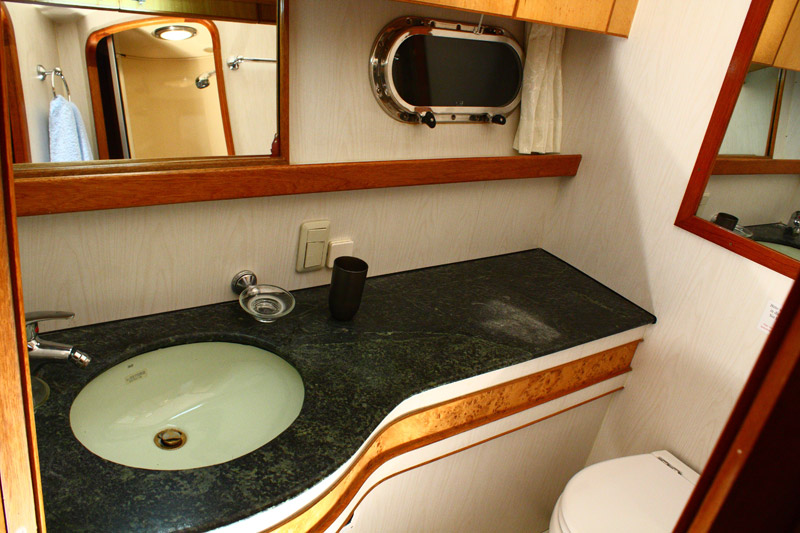 Yaretti 2110 Innenansicht