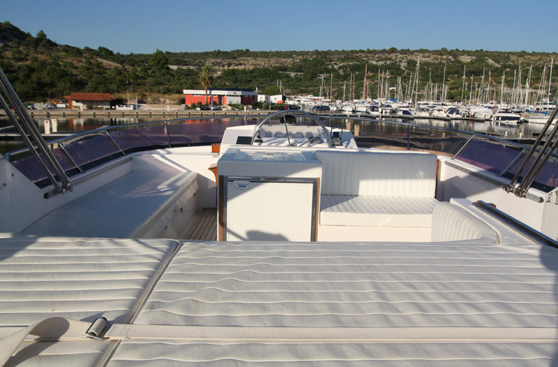 Yaretti 1910 Außenansicht