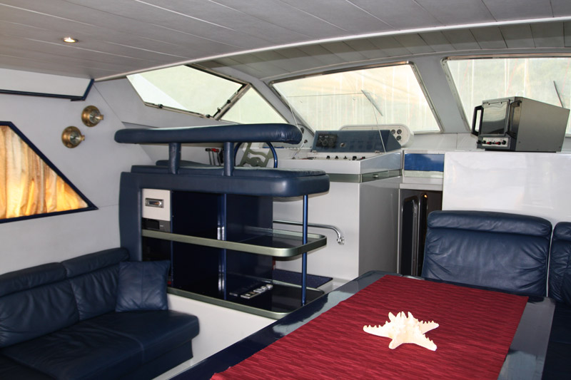 Ferretti 49 Innenansicht