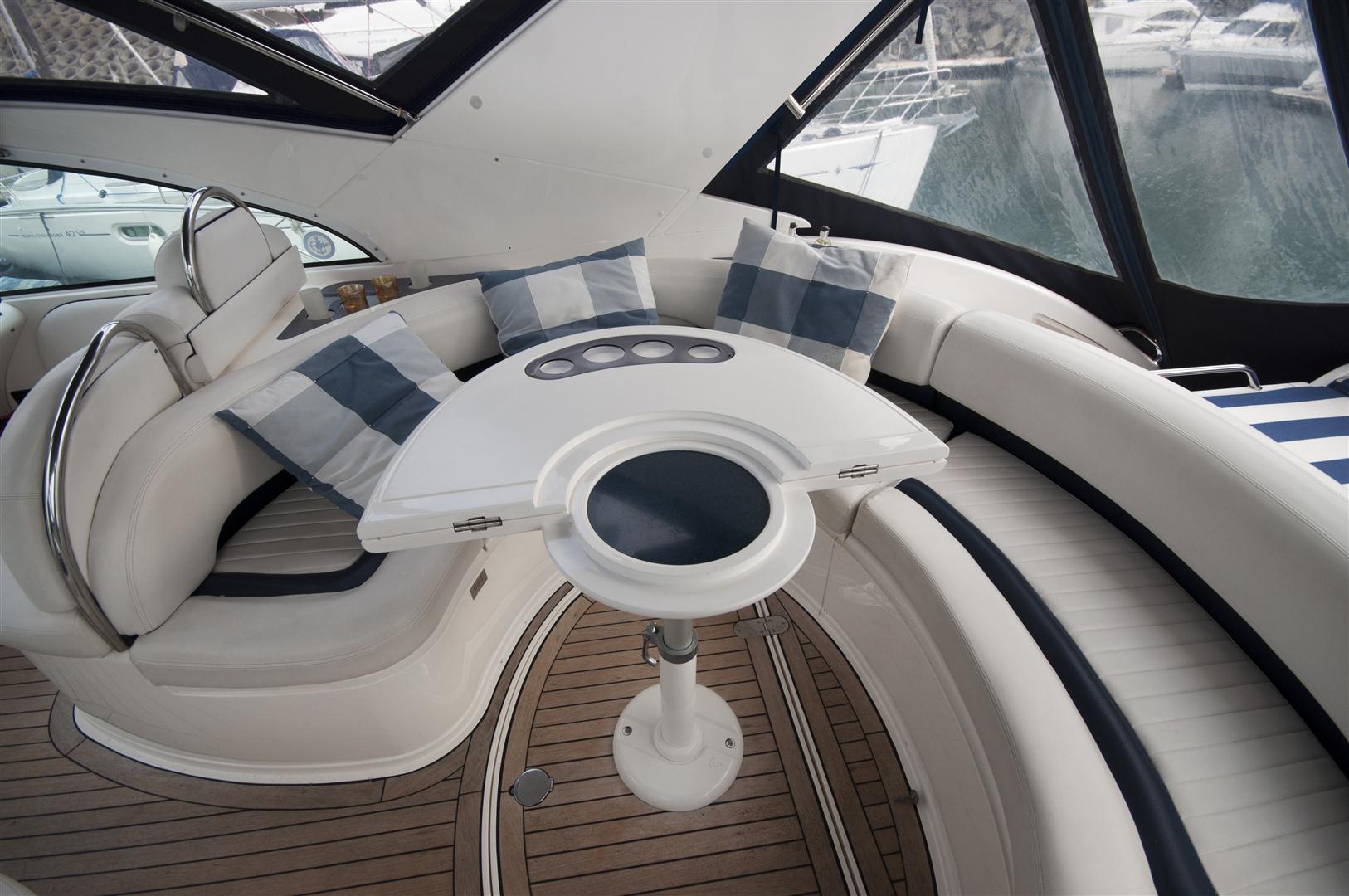 Targa 43 Innenansicht