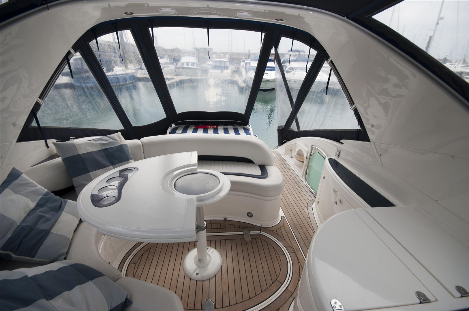 Targa 43 Innenansicht