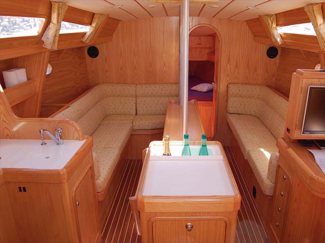 Ovni 365 Innenansicht