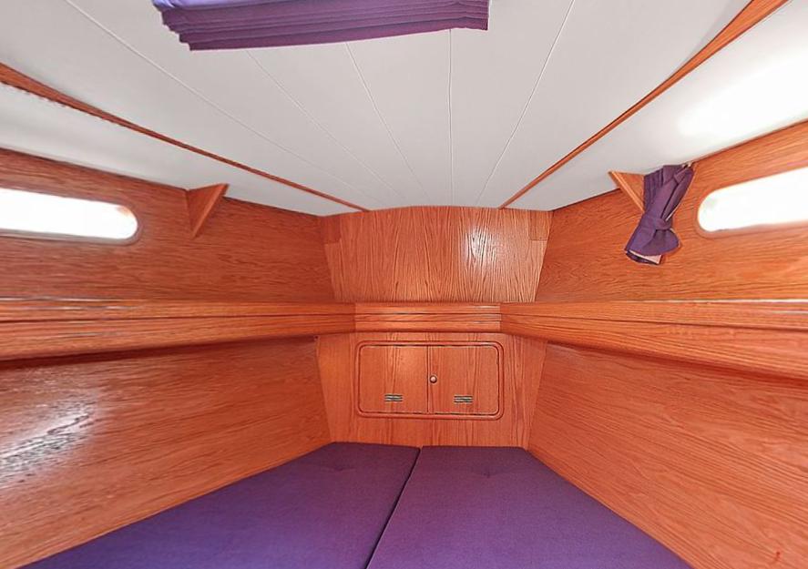 Ovni 395 Innenansicht