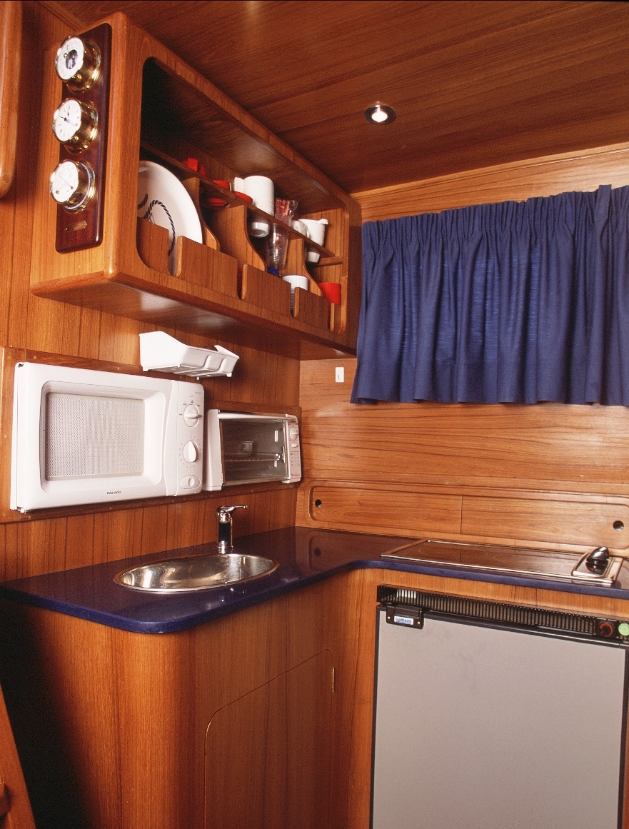 Llaut LI-138 Innenansicht