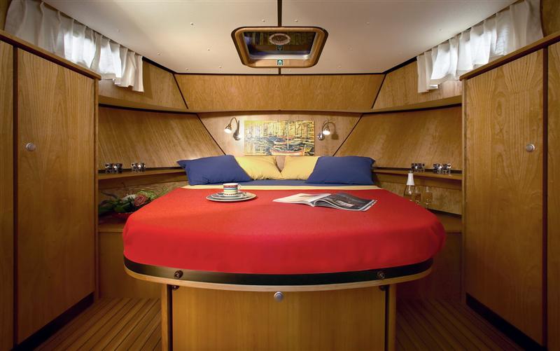 Grand Sturdy 33.9 AC Innenansicht