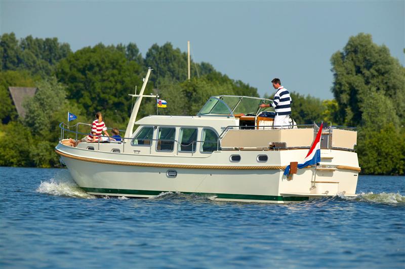 Grand Sturdy 33.9 AC Außenansicht