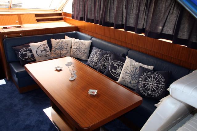 Akir 18 Innenansicht