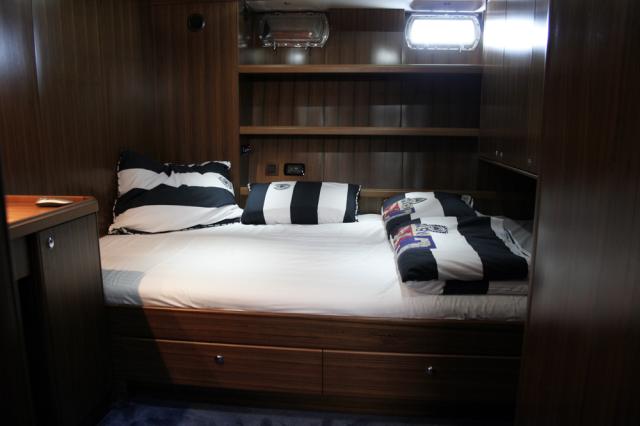 Akir 18 Innenansicht