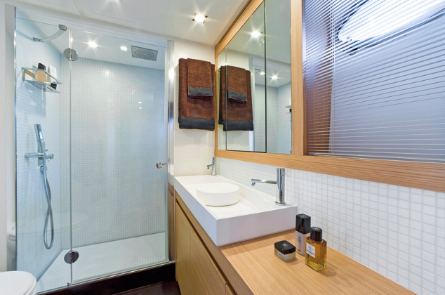 Pershing 64 Innenansicht