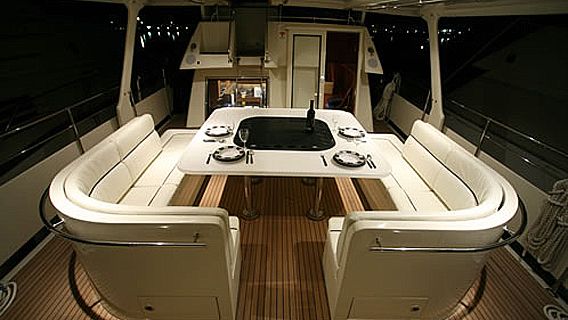 Trader 585 Außenansicht