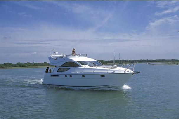 Fairline Phantom 50 Außenansicht