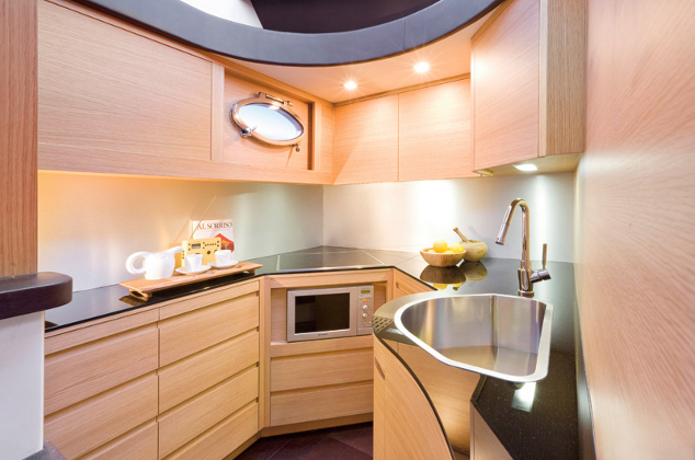 Pershing 88 Innenansicht