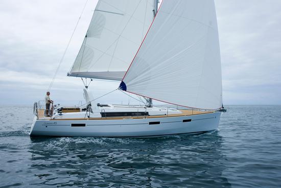 Oceanis 45 (3 Kabinen, 2 B&auml;der) Top Bild