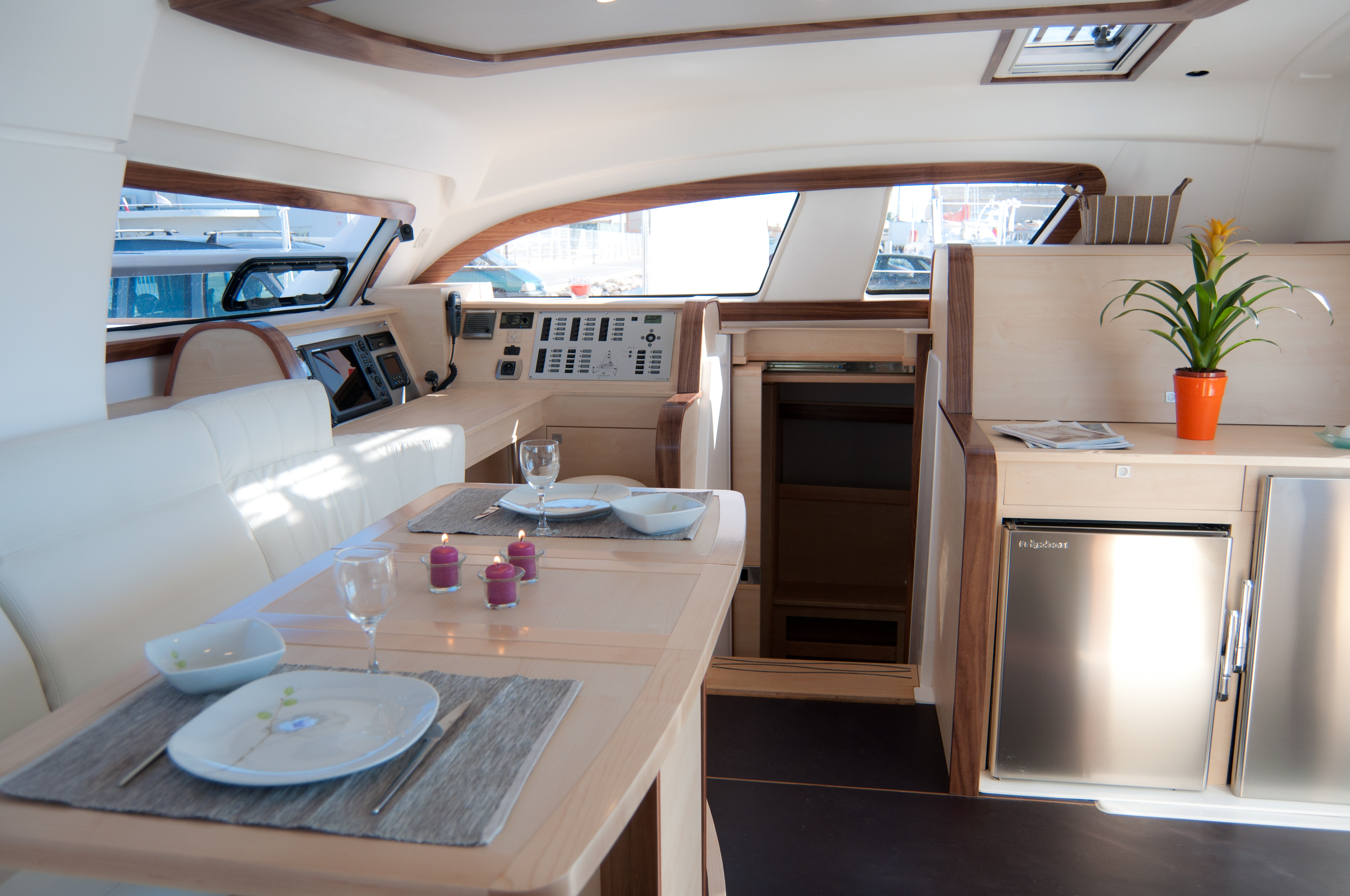 Catana 471 Innenansicht