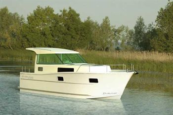 Delphia Yachts Escape 800