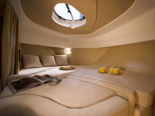 Cranchi 30 Giada Innenansicht