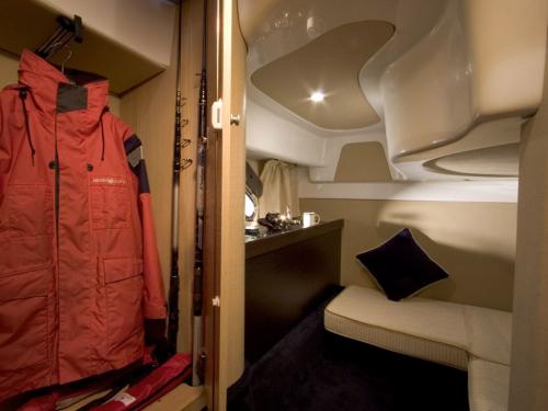 Cranchi 30 Giada Innenansicht