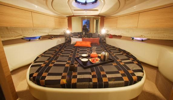 Sessa C42 Innenansicht