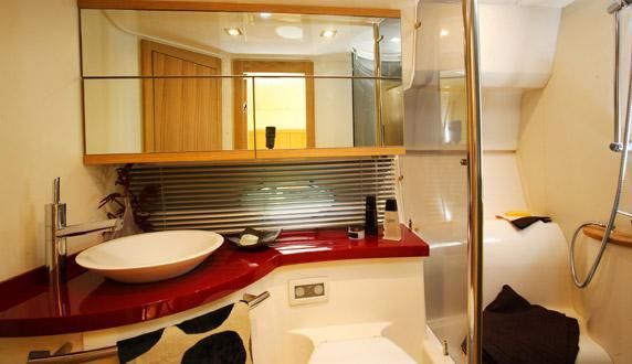 Sessa C42 Innenansicht