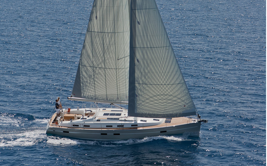 Bavaria Cruiser 50 (5 Kabinen, 3 Bäder) Top Bild