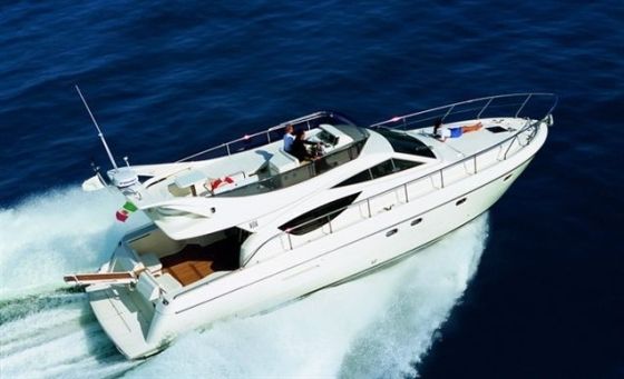 Ferretti 460 Fly Top Bild