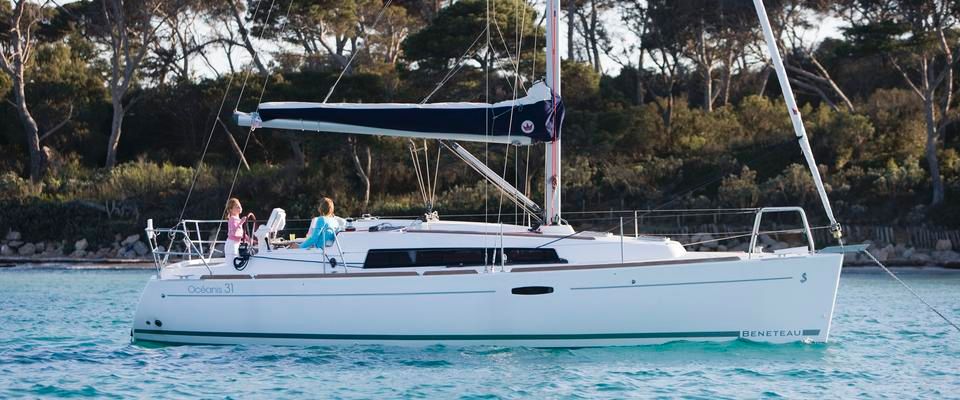 Oceanis 31 Außenansicht