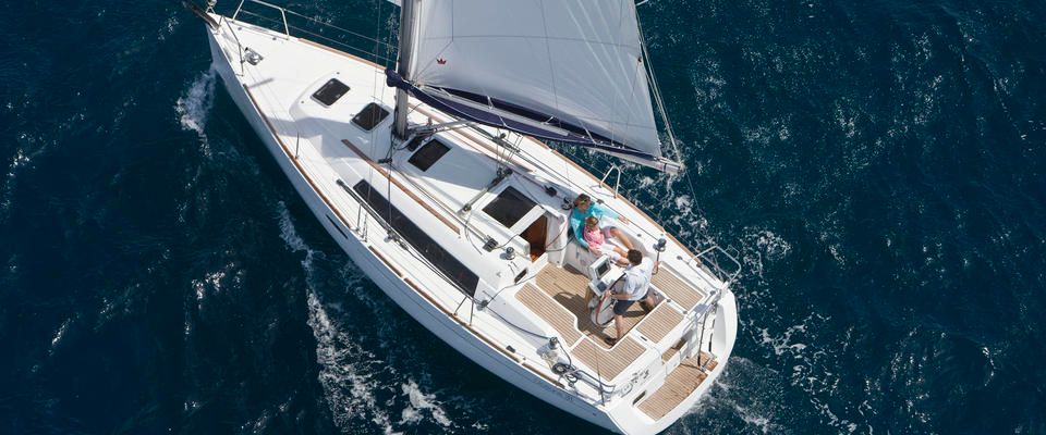 Oceanis 31 Außenansicht