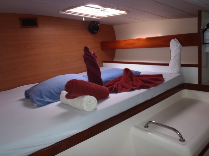 Leopard 4700 Innenansicht