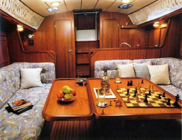 Comet 420 Innenansicht