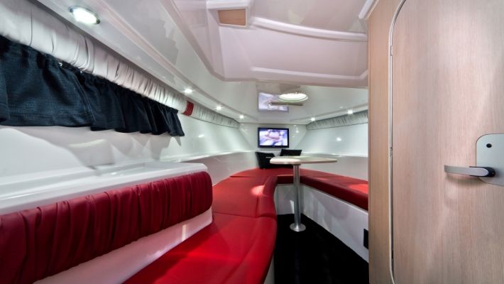 Salpa 24 Granturismo Innenansicht