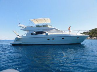 Ferretti 46 Fly (3+1Cab/2WC)