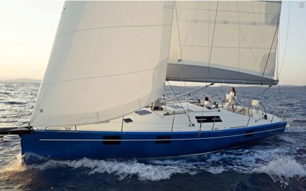 Sirena Marine Azuree 40