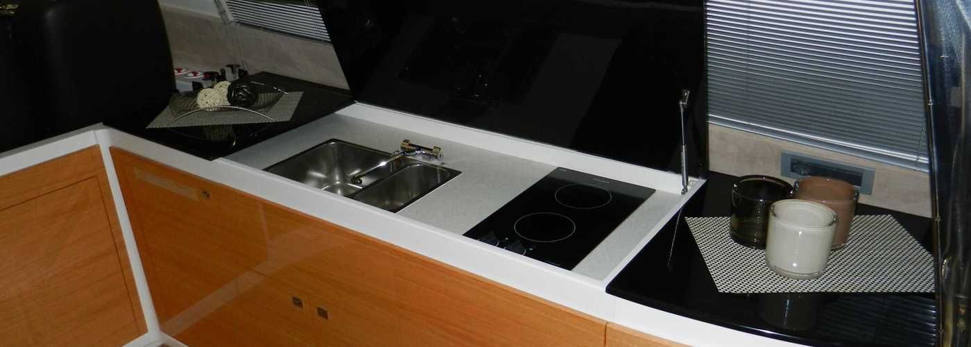 Elan Power 48 Innenansicht