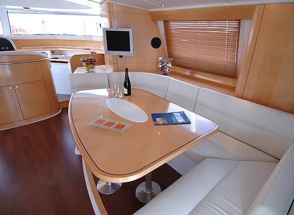 Cumberland 46 Innenansicht